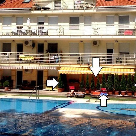 Relax Beach Apartman Хайдусобосло Экстерьер фото